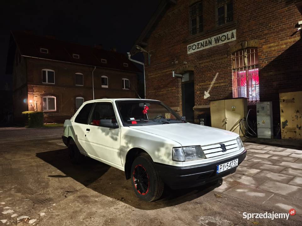 Peugeot 309 auto na rajd koguta Poznań sprzedam
