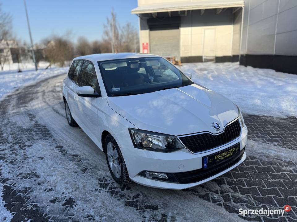 skoda fabia 10 salon nieuszkodzony Warszawa