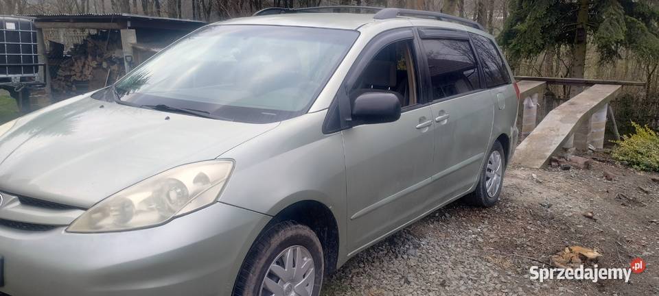 Toyota Sienna LE podkarpackie