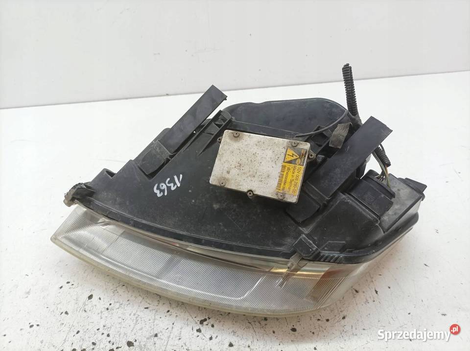 LAMPA PRZÓD PRAWA XENON Ford C I 20032010 świętokrzyskie
