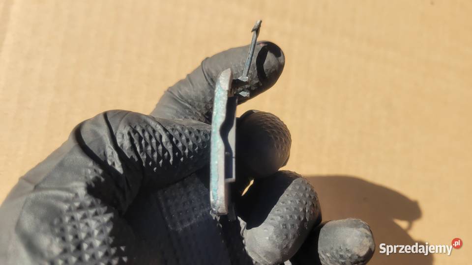 BMW E39 ZAŚLEPKA HAKA ZDERZAK PRZÓD 81593531 127 Ruda Śląska