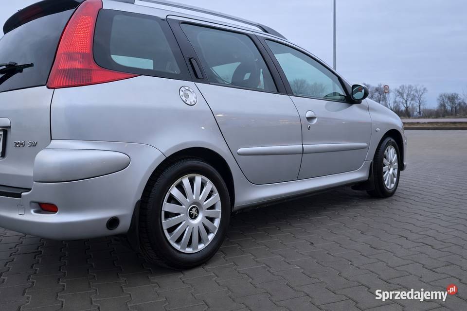 Zadbany Peugeot z gazem lpg Sadki sprzedam