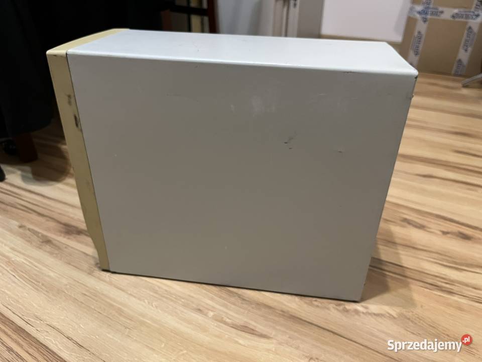 Zabytkowy komputer PC AT Pentium 166MHz Brzana