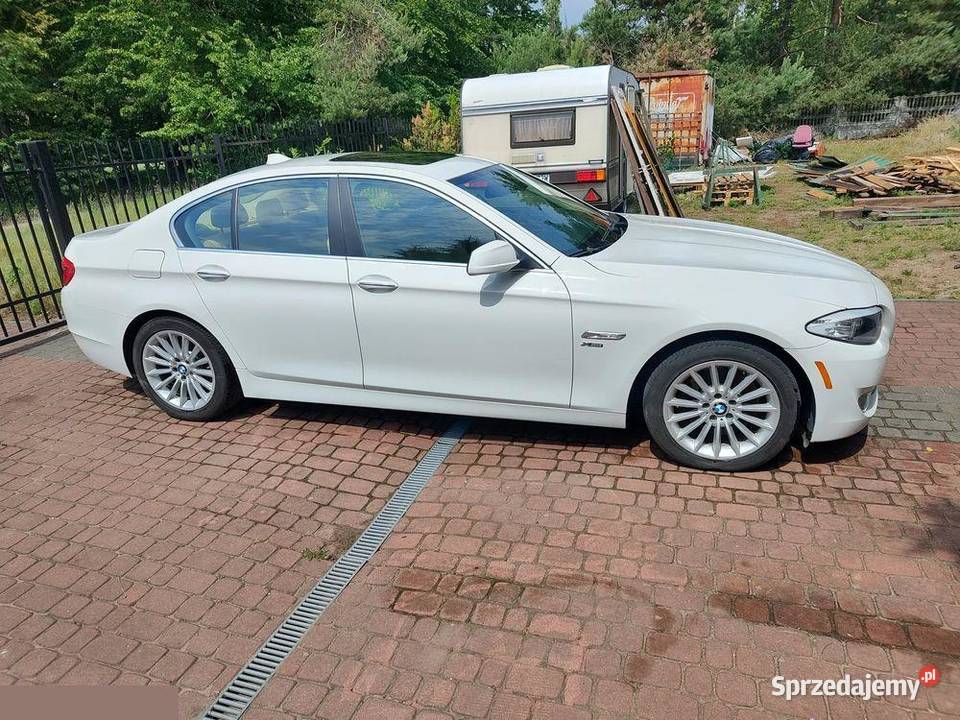 BMW Seria 5 535i xDrive 30 Benzyna 306 2012r biały kujawsko-pomorskie Toruń