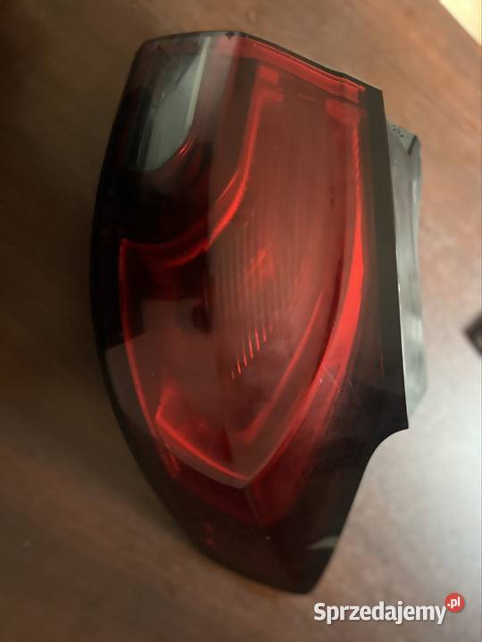 Lampa prawy tył Opel Zafira C lift 2018 osobowe