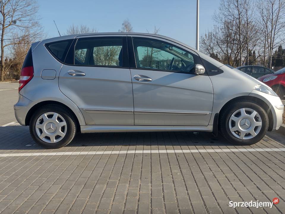 zadbany Mercedes 15 benzyna 2007r Ełk