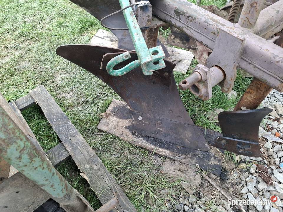 Sprzedam pług grudziądz 2 skibowy stary typ duży