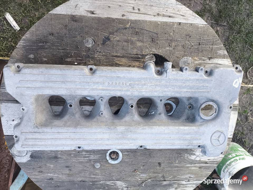 Pokrywa zawowór Mercedes 28 benzyna 280 w123 osobowe Pozostałe