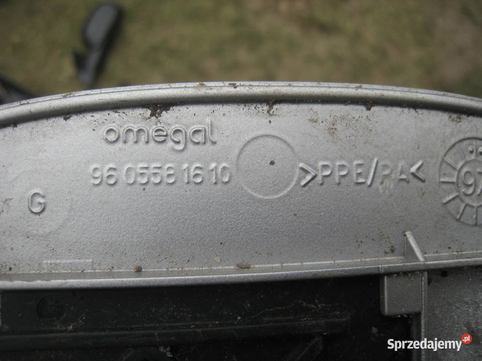 Klapka wlewu paliwa srebrna Citroen ZX Rok produkcji 1997 Kraków