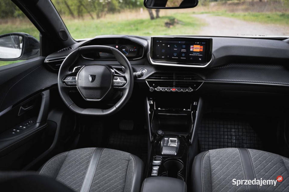 Peugeot 2008 12 PureTech kamera cofania Katowice