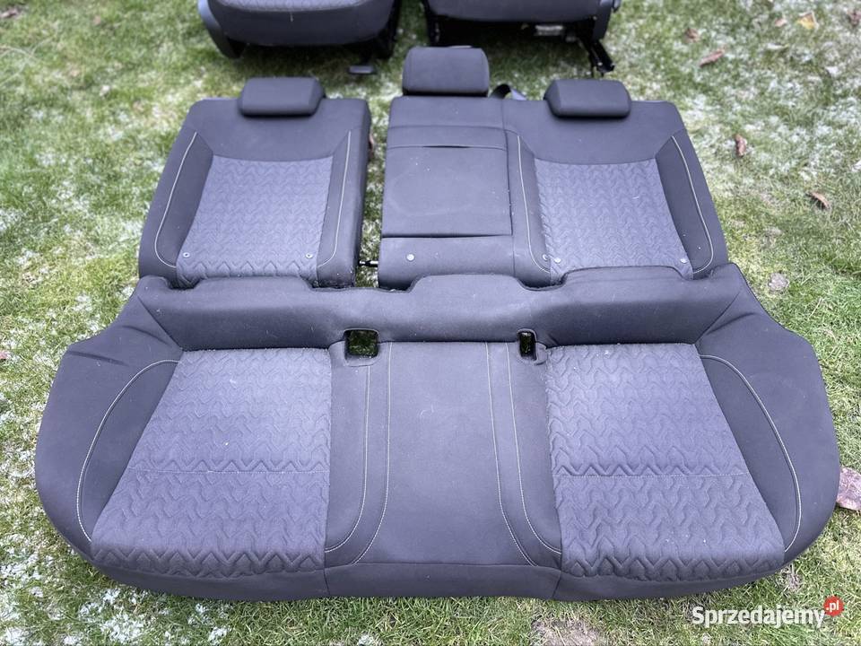 Fotele Opel Insignia kombi łódzkie Brzeźnio sprzedam