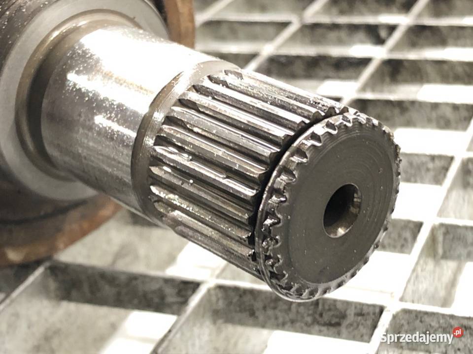 PÓŁOŚ LEWY PRZÓD HONDA CIVIC VIII 14 83 PRZEGUB osobowe