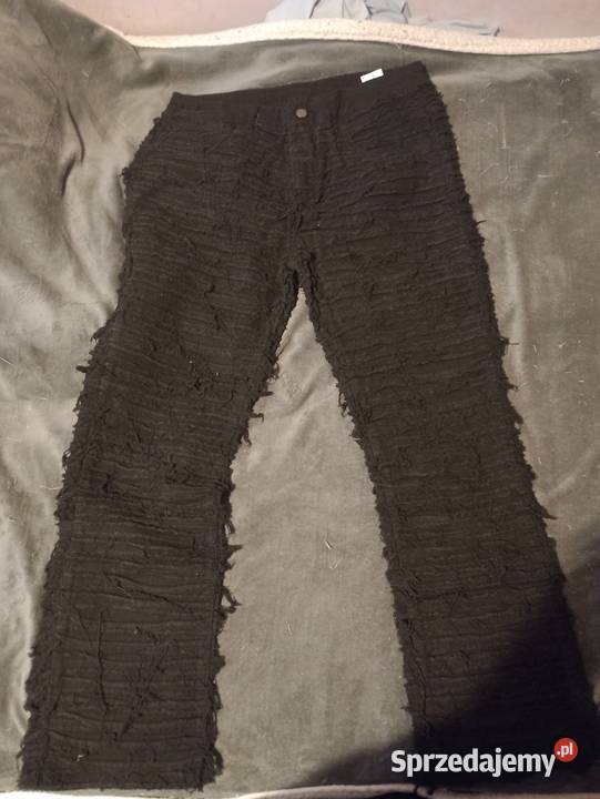 Spodnie czarne z frędzlami Spodnie