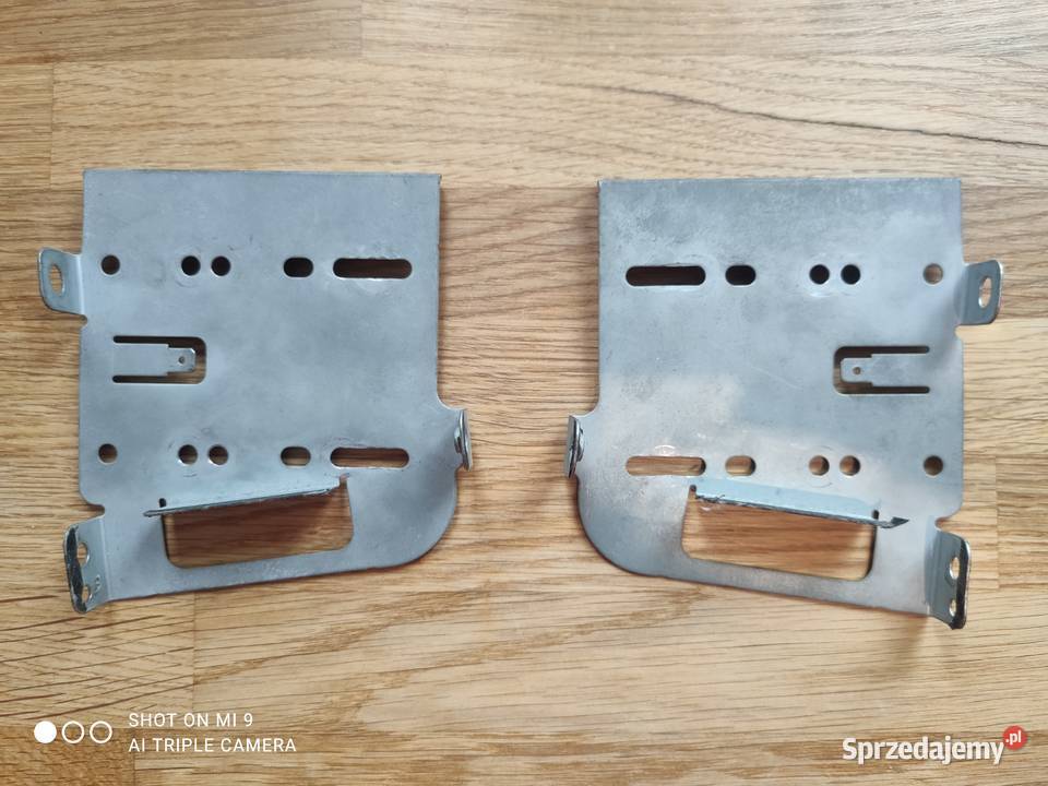 Subaru Impreza GC8 Ramka mocująca radio Rok produkcji 1998 Kraśnik