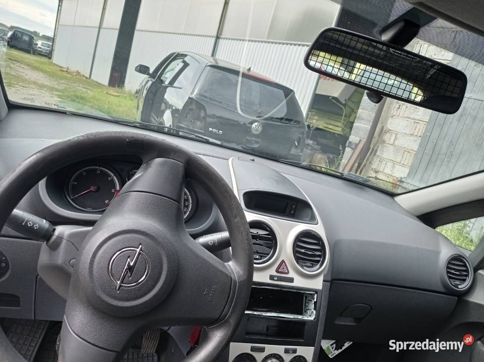 Opel Corsa D Van 12 55 kW 2008 r dawca części Rok produkcji 2008