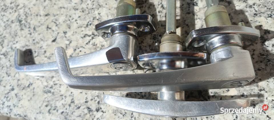 Klamki drzwi DDR z epoki Bolesławiec