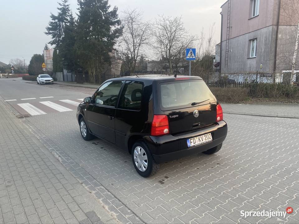 Volkswagen lupo 10 mpi ładny stan brak korozji 10cm3 Kostrzyn