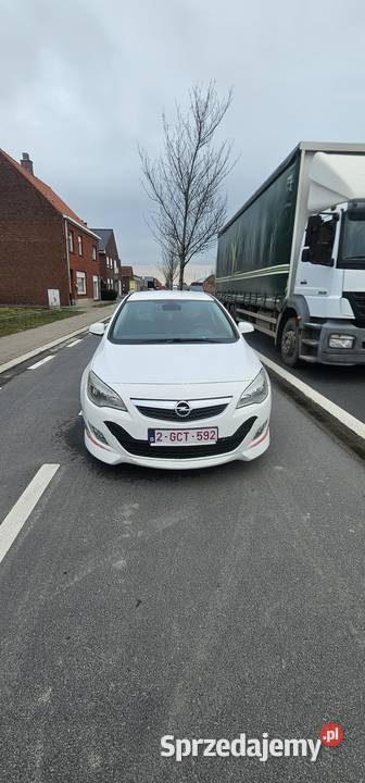 Samocho osobowy Poniatowa sprzedam