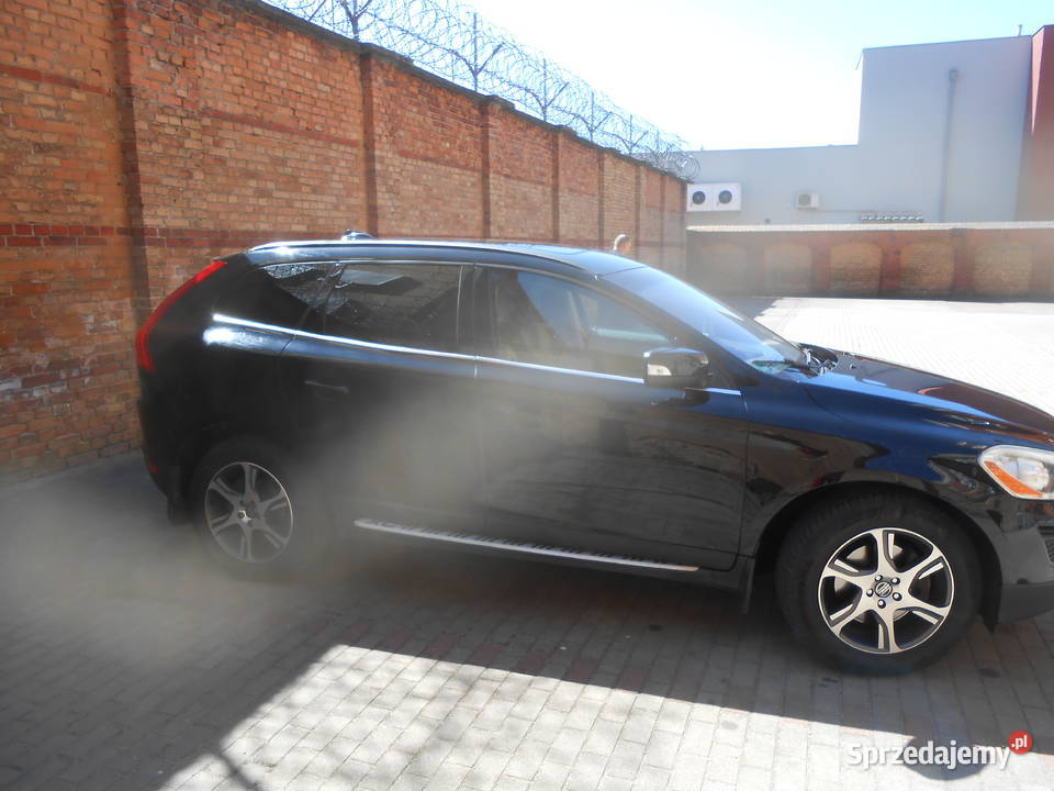 Samochód VOLVO XC60 Świebodzin