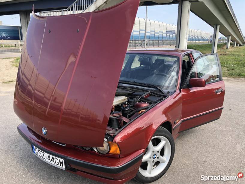 BMW E34 525 TD Nightfire Red garażowany Seria 5