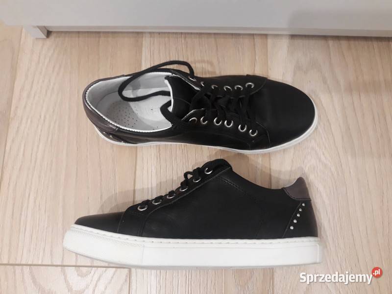 Czarne skórzane półbuty sportowe Venezia Kraków