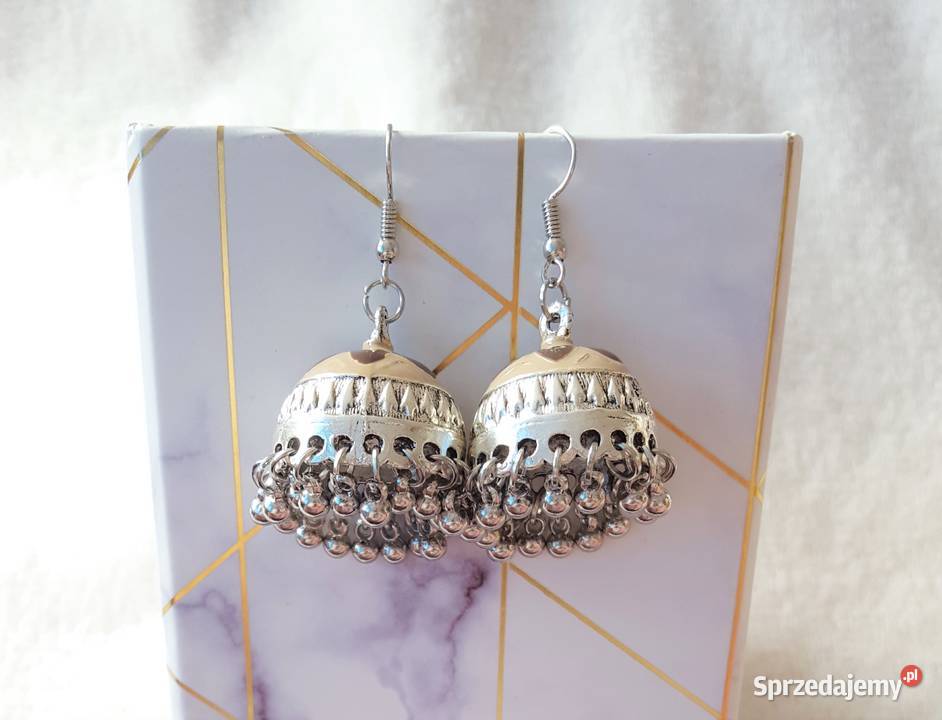 Nowe kolczyki indyjskie dzwonki srebrny kolor Szczecin