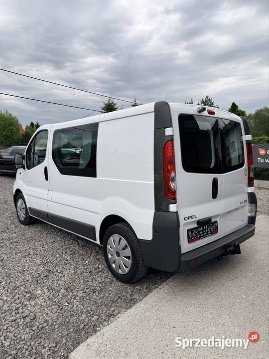 Opel Vivaro 20cdti 2010r elektryczne szyby Tomaszów Lubelski