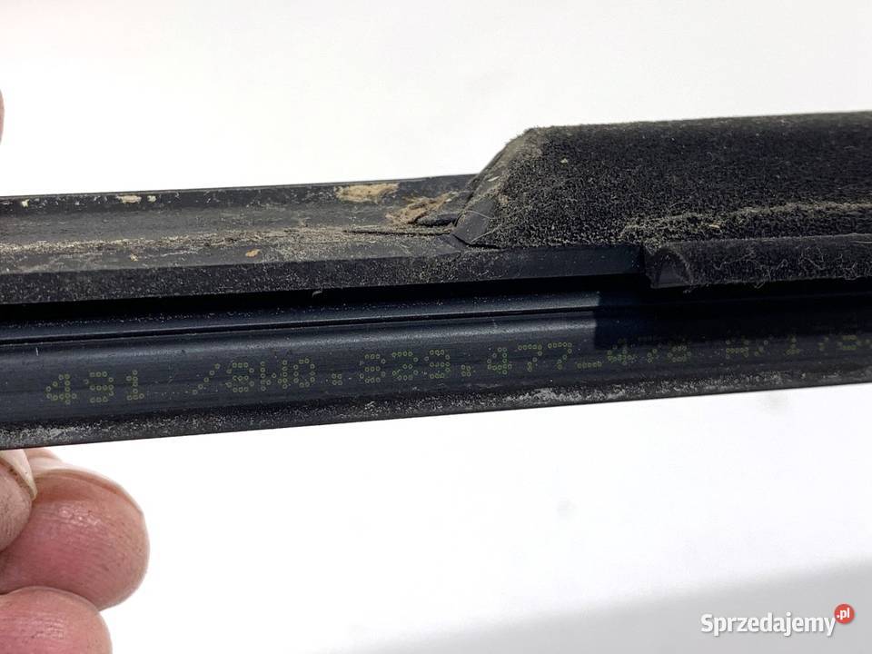 LISTWA ZGARNIAJĄCA TYŁ PRAWY AUDI A4 B9 osobowe