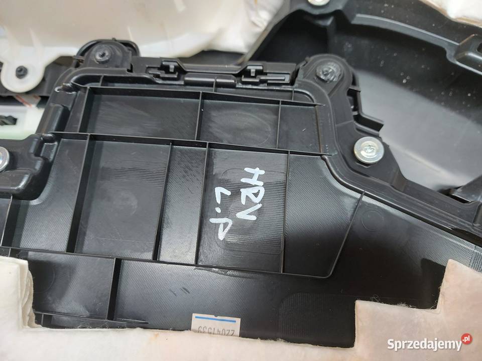 Honda HRV III eHEV 2022r BOCZEK TAPICERKA DRZWI dolnośląskie