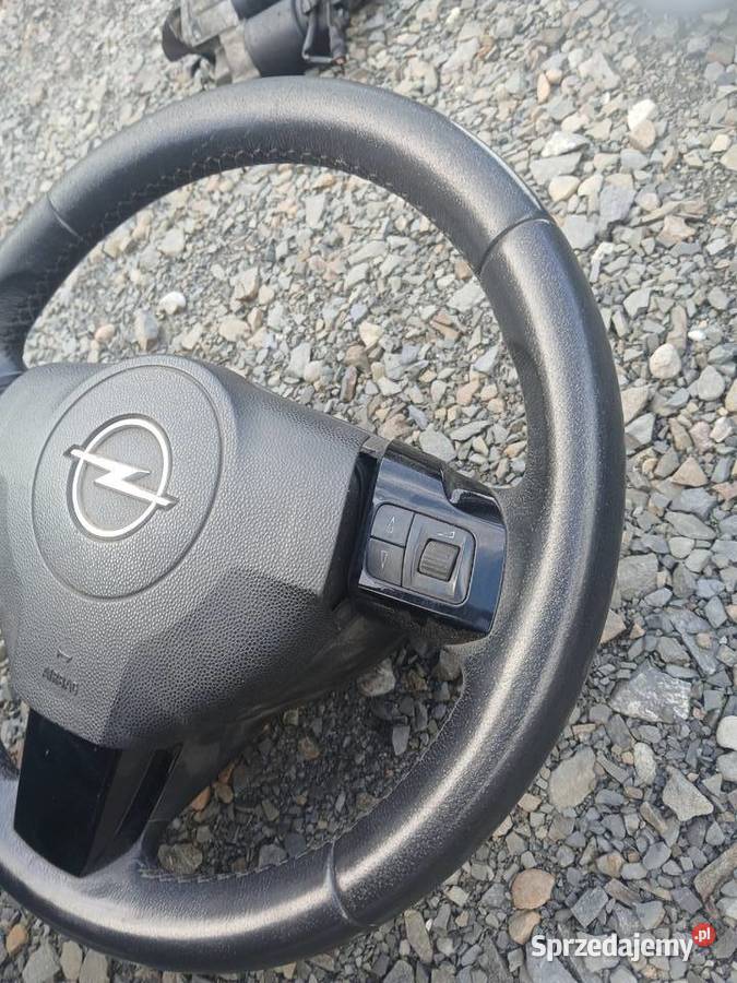 Kierownica skórzana multifunkcyjna Opel Zafira B Radłów