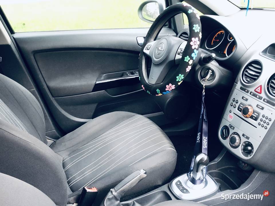 Opel CorsaD 12 16V 80 AUTOMATIC