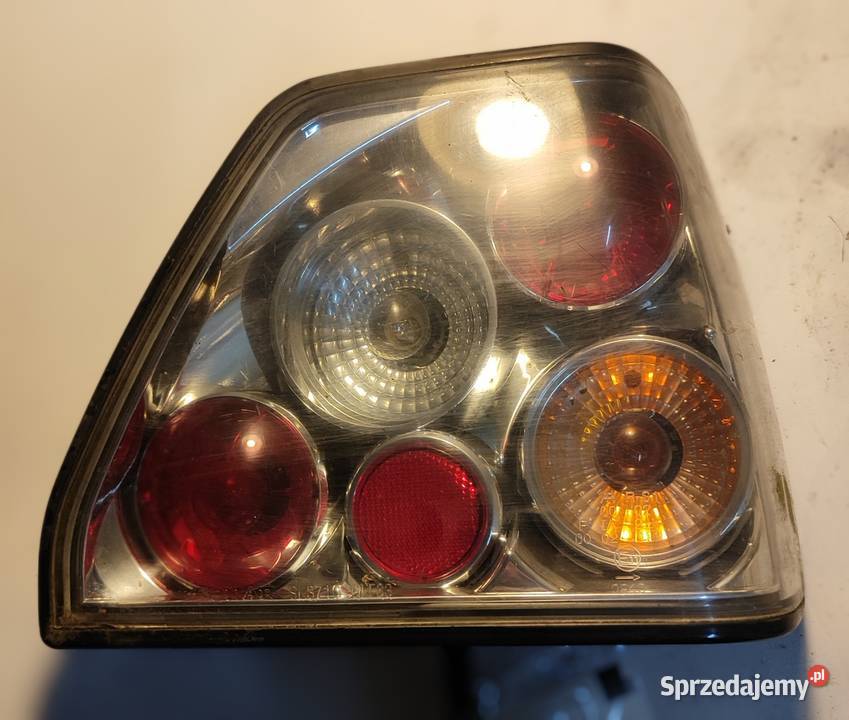 Volkswagen Golf 2 Lampa prawa tylna osobowe Żywiec