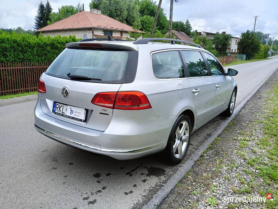 Volkswagen Passat benzyna Salon Polska super Dzikowiec