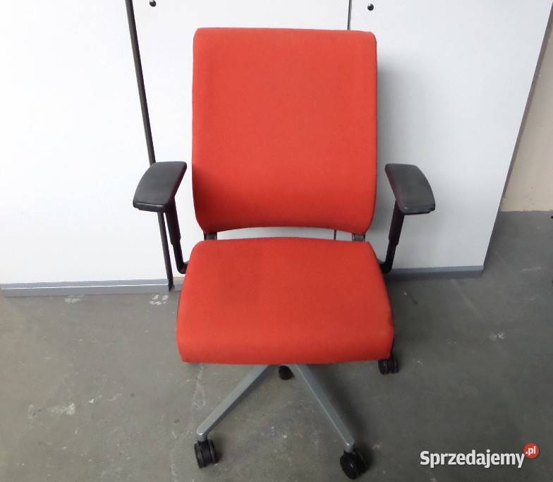 Fotel obrotowy, krzesło biurowe  Steelcase Think