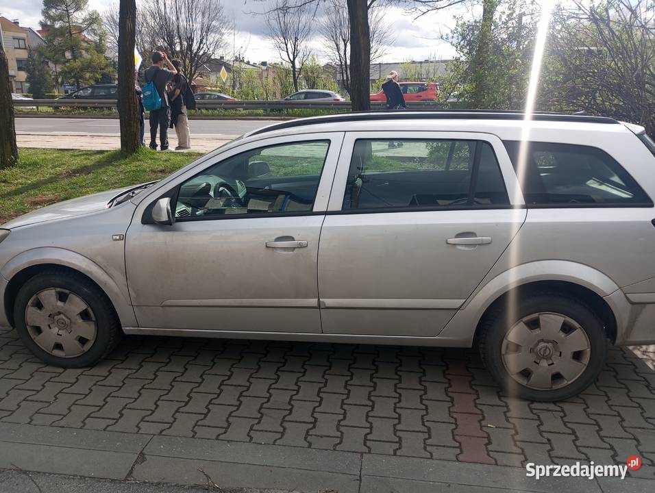 Sprzedam opla Astra nieuszkodzony śląskie Dąbrowa Górnicza sprzedam