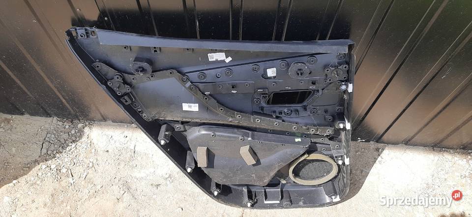 Boczek Drzwi Prawy tył Peugeot 3008 tapicerka wielkopolskie Turek