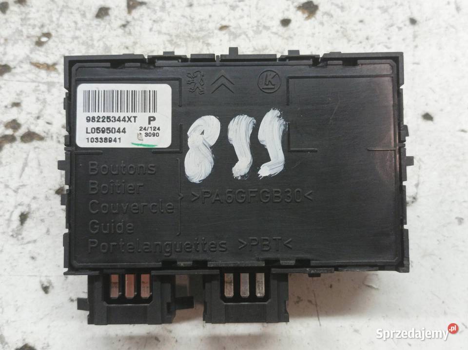 MODUŁ PRZŁĄCZNIK FOTELA 98225344XT Peugeot 2008 sprzedam