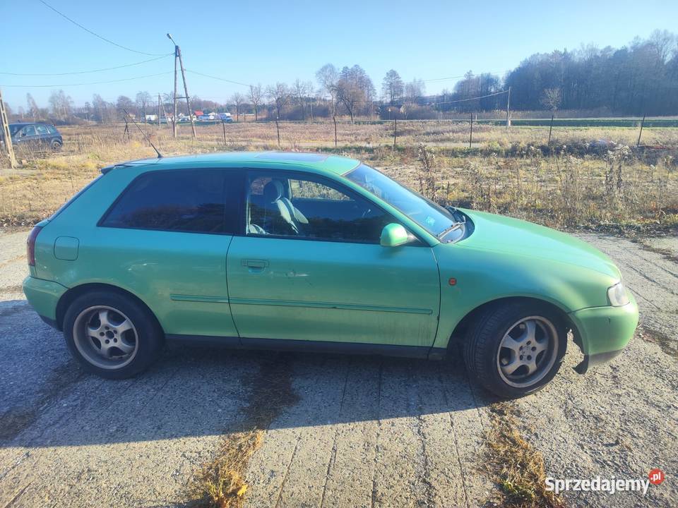 Audi a3 20 20v z LPG klima zarejestrowane centralny zamek Tarnów