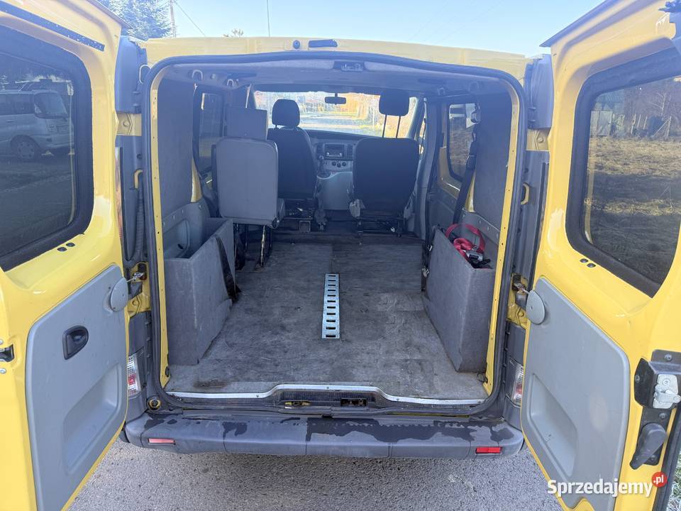 Renault Trafic 19 diesel 4os paka miejsce 90KM Renault Przemyśl sprzedam