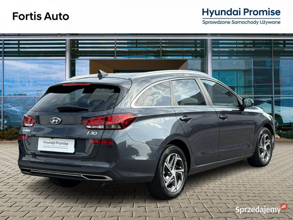 Hyundai i30 10 TGDi 120 Smart LED Salon Serwis i30 sprzedam