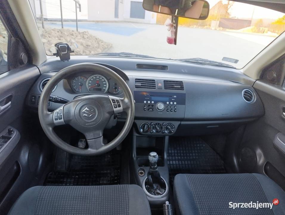 Suzuki Swift 13 benzyna 2005 192 podkarpackie sprzedam