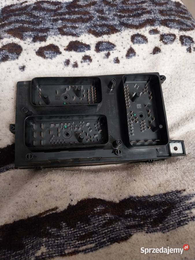 Skrzynka bezpieczników Opel Astra H osobowe Kętrzyn