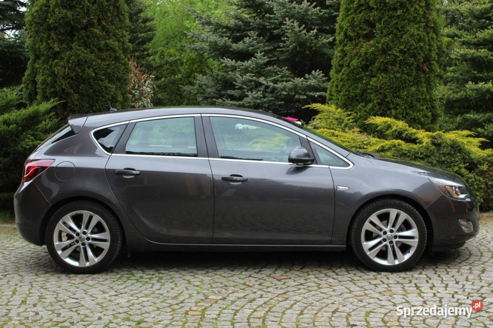Opel Astra Opel Astra 16 Benzyna 150 J 20092019 Lubań