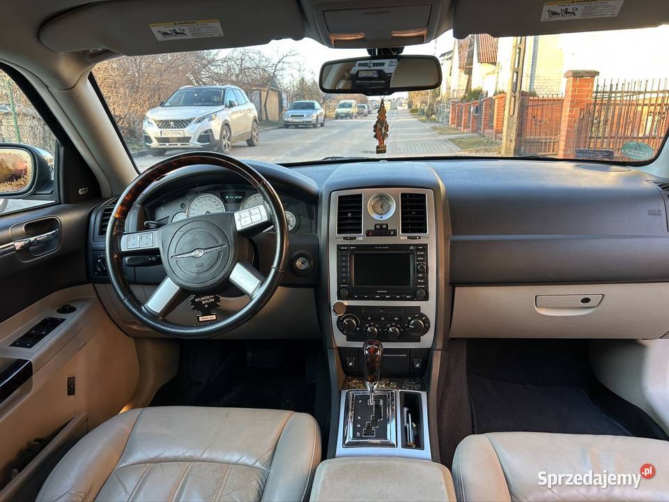 Piękny Chrysler 300c 183000 tkm Nieuszkodzony możliwa zamiana Kętrzyn