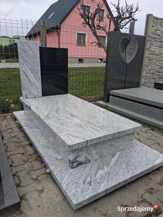 Nagrobek z granitu Wiscont whiteziemny Strzegom dolnośląskie