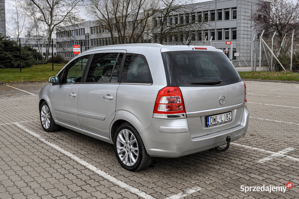 Opel Zafira 18 LPG Lift 7osobowa Samochody osobowe dolnośląskie Wrocław