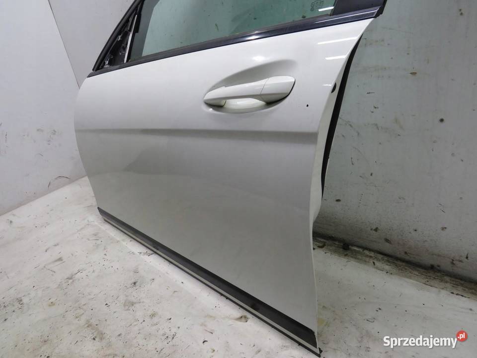 DRZWI LEWE PRZEDNIE PRZOD 650 MERCEDES W204