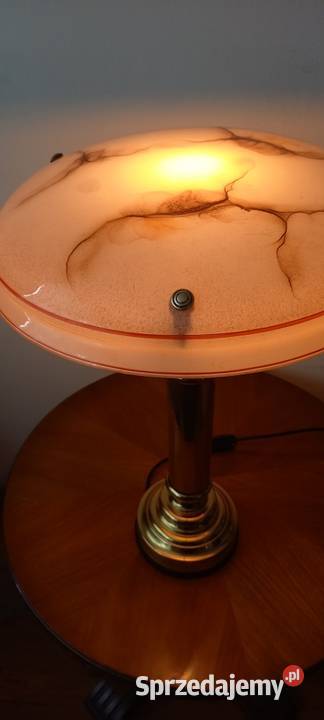 Duża mosiężna lampa z kloszem na stolik komodę Skierniewice sprzedam