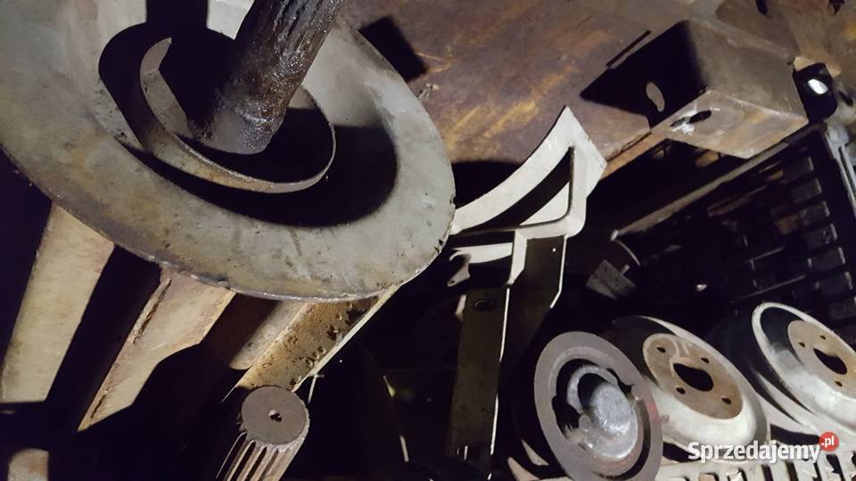 Fortschritt E281 walec gniotący wał gniotownik Ifa Złotów