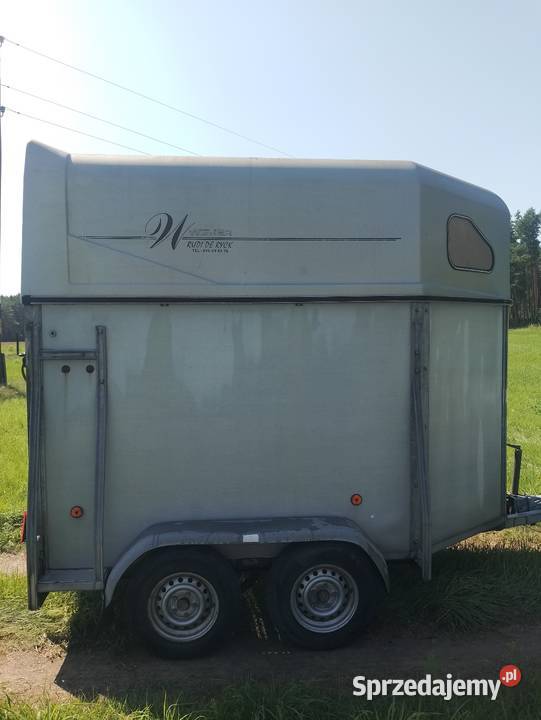 Przyczepa do przewozu dwóch koni Do przewozu koni Żerdzina